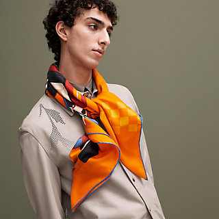 First & Chic 100方巾| Hermès - 爱马仕官网